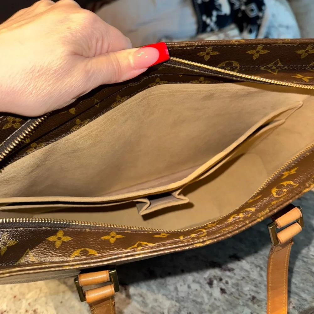 PRICE DROP!!! Louis Vuitton Monogram LUCO Tote - Picture 3 of 14